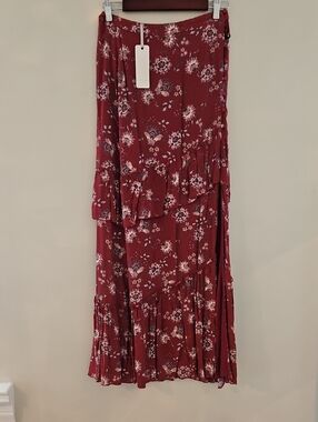 Ale Maxi Floral Tiered Skirt in Burgun dy Size S